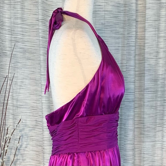 Adrianna Papell solid purple flowing halter evening party dress. - Picture 13 of 16
